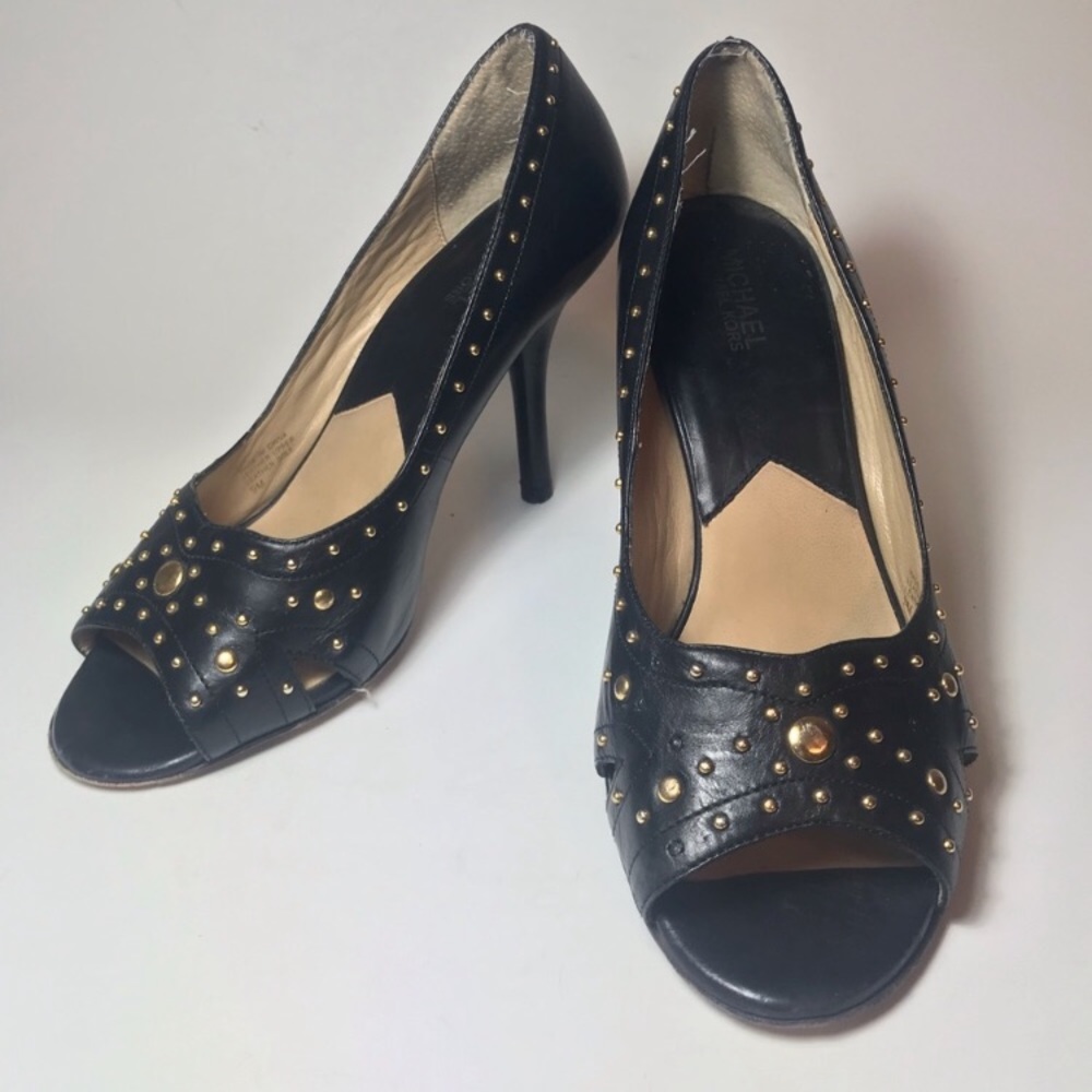MICHAEL Michael Kors Black Peep Toe Heels- Size 9M